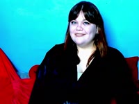 The aesthetics of curvaceous forms and soft lines.
An ode to feminine beauty in plus sizes.
The art of being yourself.