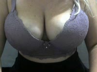 I am a warm person, easy to talk to, and I like to create a light and pleasant atmosphere. I value respect, sincerity, and exchanges that are good for both. I am here to share relaxed moments, listen, talk about varied topics, and build a genuine connection. My goal is always to make those who visit my profile feel comfortable and welcome.