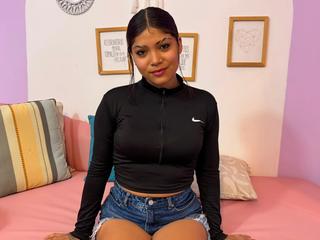 Maddy_Montana