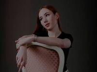 cam girl fingering CarleenZangari