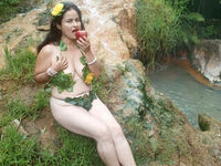 naked webcam girl video CrystalLara