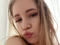 camgirl masturbating with vibrator GeorgenePeil