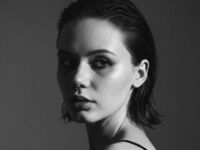 hot cam girl fingering pussy JudithSterett