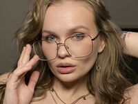 hot chatroom KattyWests