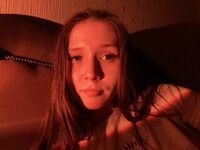 naked girl with webcam masturbating with sextoy NguyetBuchetto