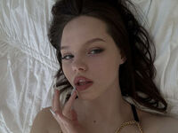 naughty chat room SelenaNoelle