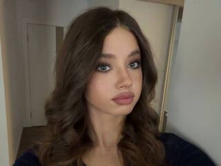 camgirl playing with sextoy TerryBeahan