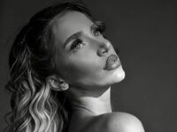 naked camgirl masturbating TiffanyAddams