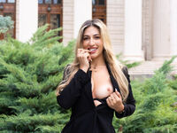 fingering girl cam picture Maris
