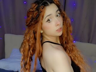 naked cam girl masturbating with dildo AdrianaClide