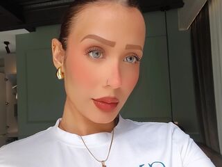 jasmin camgirl chatroom AdrianaRossetti