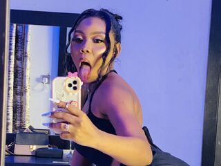 naughty cam girl fingering pussy AlexHemsley