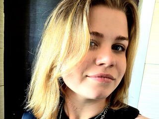 girl cam free Alexacore