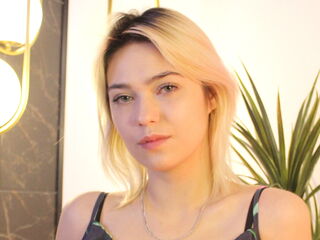 girl chat room AlysiaBennet