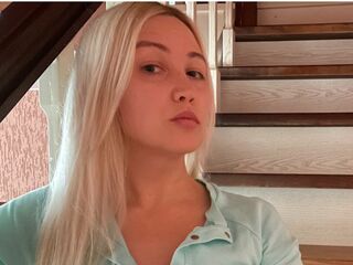 hot cam girl masturbating with dildo AmaiaJohnstone