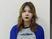 topless cam girl AmandaHarvey