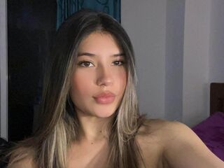 beautiful girl webcam AmberEdge