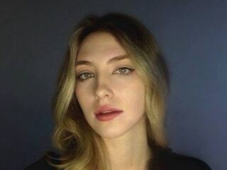 teaser webcam AmyHuckabey