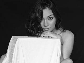 cam girl masturbating AmyZuri