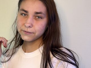 fingering girl cam AngelaDefelice
