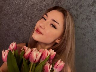 cam slut chat room AngellaMasood