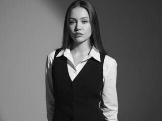 cam chat room ArianeRovell