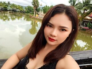 hot naked cam girl BellaElina