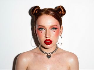 webcamstripper BellaMesmer