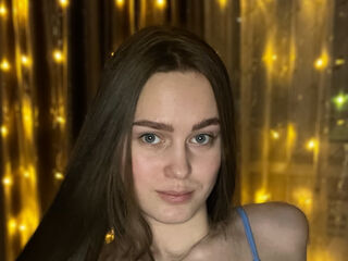 fingering cam girl BernardineCaiafa