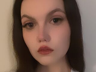 closeup web cam BrittaAmrine