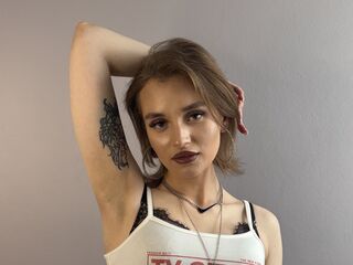 webcam chat room CammiePratten