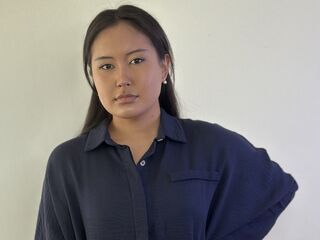 adult livecam CarolannOrmisto