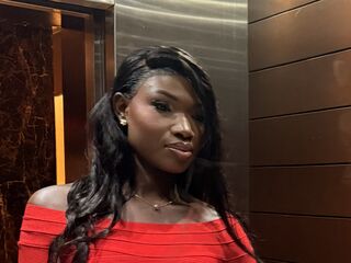 camwhore masturbating with vibrator ChannelVoss