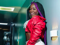 free webcam chatroom CharllotteBrown