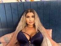 naked webcamgirl photo ChloeBellamie