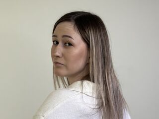 masturbating webcamgirl DaphneBoyter