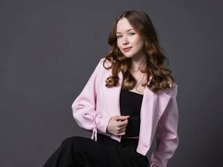 free livesex DarleenBenjamin