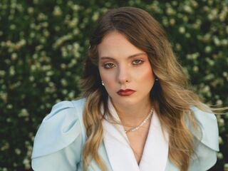 naked webcam girl masturbating DrusillaPettet