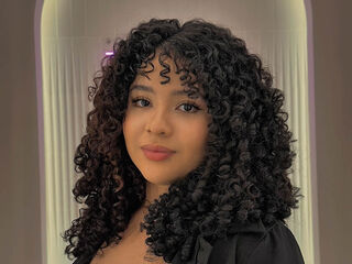 naked girl with cam fingering EmilyJey