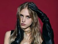 striptease show EveTottingham