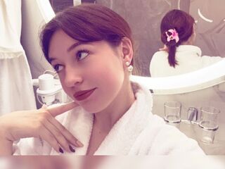 erotic webcam video GudrunManzone