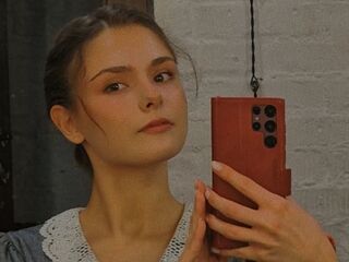 girl HelenaBerkheimer