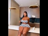 naked girl with webcam masturbating with dildo JudithArima