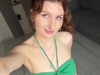 live cam chat KarmenZeinert