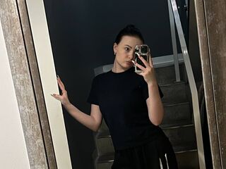 porn webcam photo KiraBentley