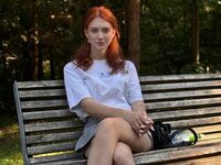 webcam striptease KiraBless