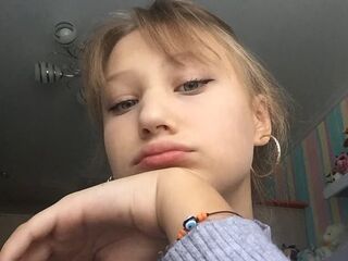 kinky webcam model LakeeshaBrimmer