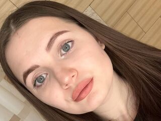 chatroom webcam photo LauriMaynor