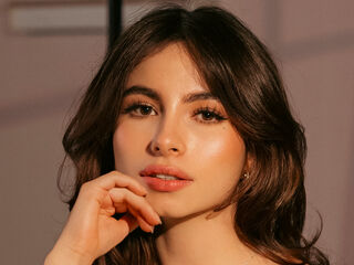 naked webcamgirl video LauriSweet