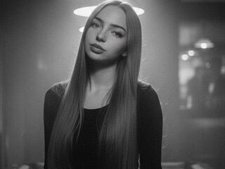 adult liveshow LeonorStrahl